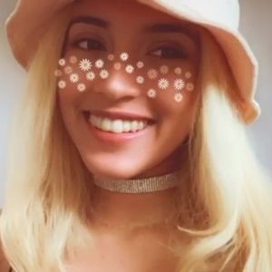 Meet your Posher, Rebeca